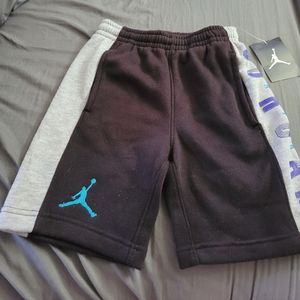 Boys Jordan shorts size 5